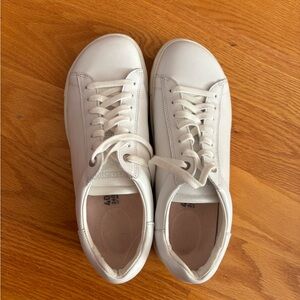 Birkenstock Bend White Sneakers size 40/10- like new
